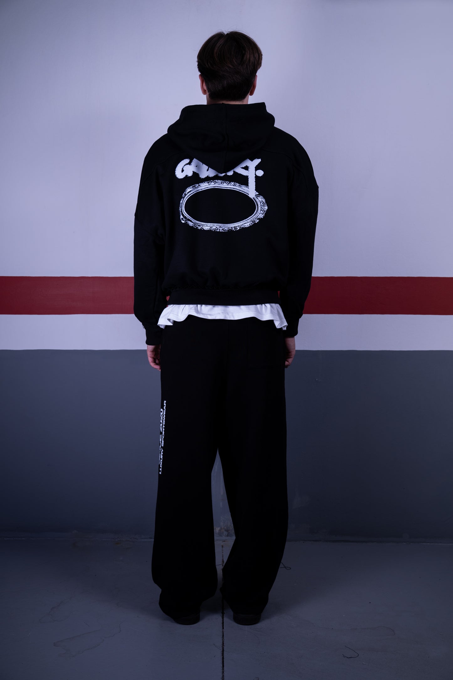 COMEBACK ZIPPED HOODIE